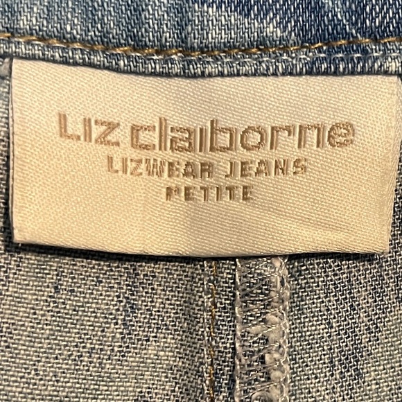 Liz Claiborne Floral Denim Skort Size 16 Petite - Picture 6 of 7